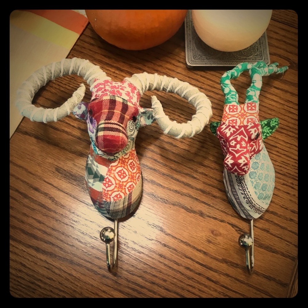 🌟🌟Fun patchwork wall hooks / hangers!🌟🌟